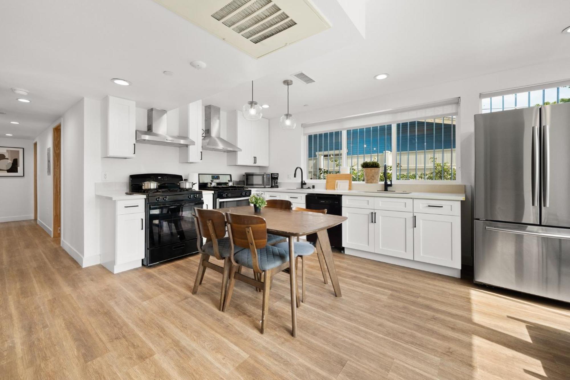 Spacious 1-Bd Hideaway Close To Usc Room With Share Livingroom Лос Анджелис Екстериор снимка