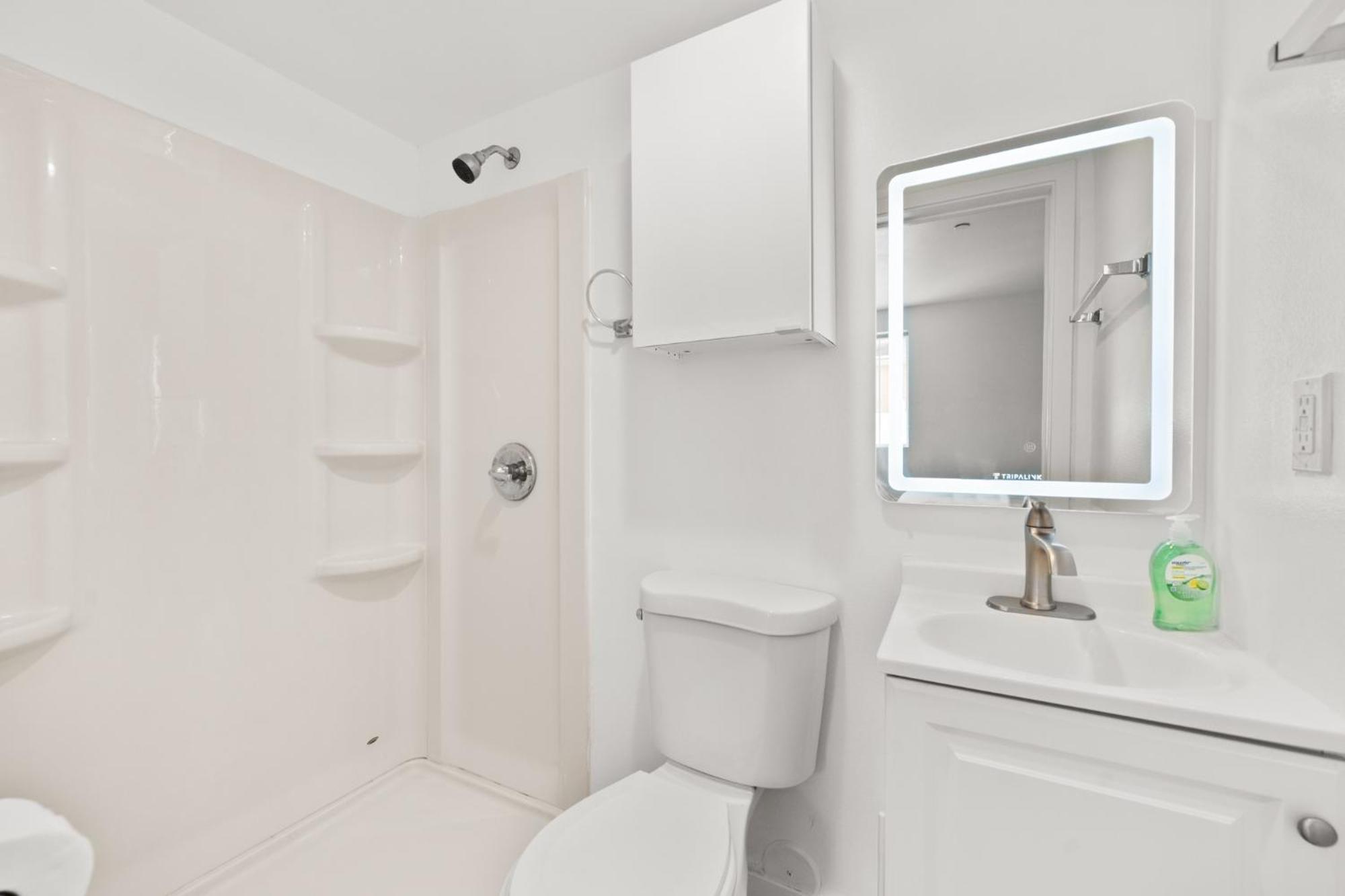 Spacious 1-Bd Hideaway Close To Usc Room With Share Livingroom Лос Анджелис Екстериор снимка